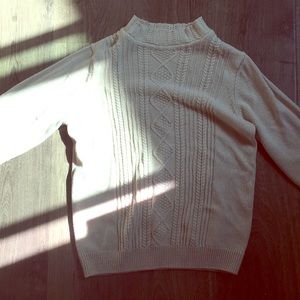 Small turtle neck sweater